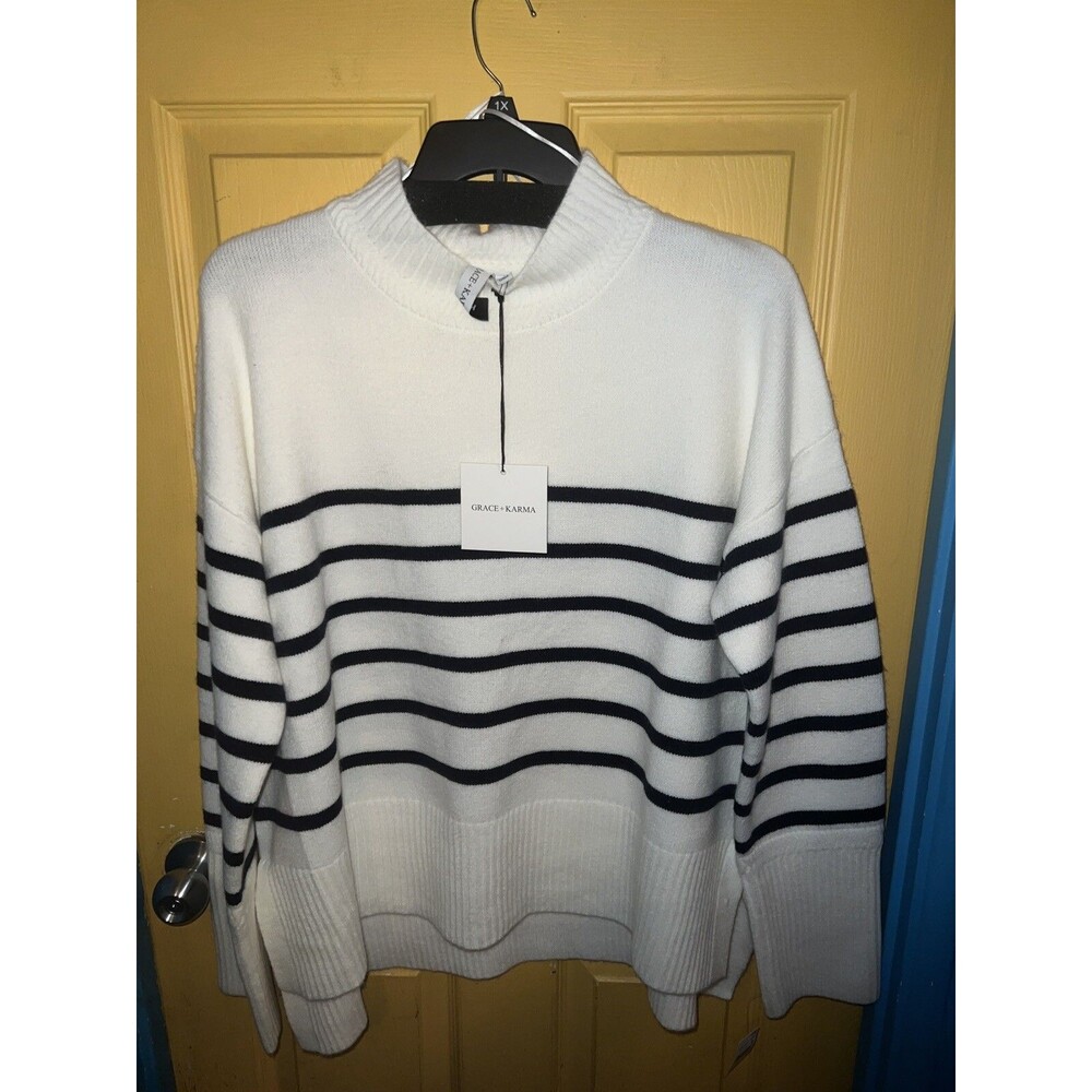 Women Sweater 1X White Black Stripes Longer In Back Grace & Karma New Tags